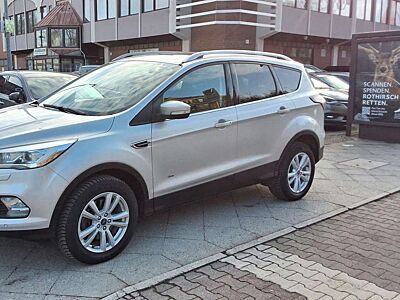 Ford Kuga Titanium Automatik,Leder,Pano,Navi,4X4