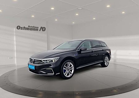 VW Passat Variant Volkswagen GTE 1.4 TSI R-Line AHK Massage 360