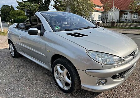 Peugeot 206 CC 110 Automatik Platinum