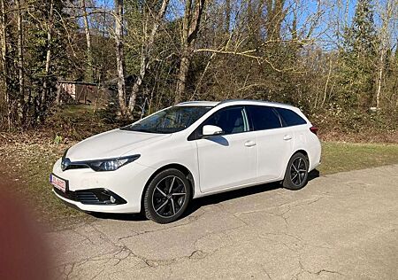 Toyota Auris 1,2-l-Turbo Edition-S