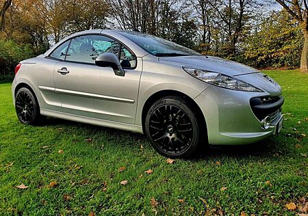 Peugeot 207 CC 120 VTi Platinum