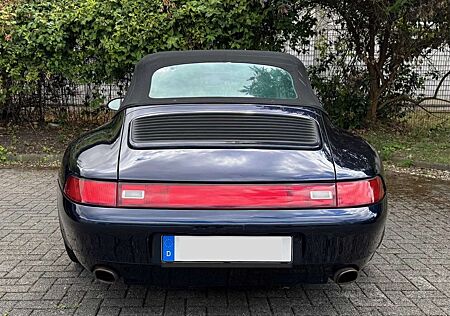 Porsche 993 911 Carrera 4 Cabrio