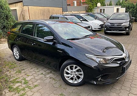 Toyota Auris 1.8 VVT-i Hybrid Automatik, Navi,Kamera,Alu