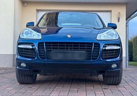 Porsche Cayenne Turbo