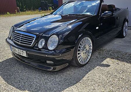 Mercedes-Benz CLK 320 Cabrio Sport Designo