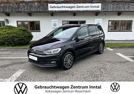 VW Touran Volkswagen 1,5 TSI DSG Active (LED+RearView+Navi) Klima Navi