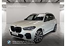 BMW X5 M50i