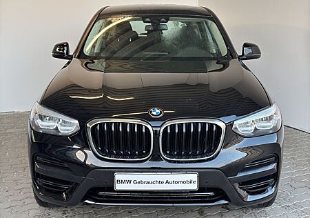 BMW X3 XDRIVE20I A