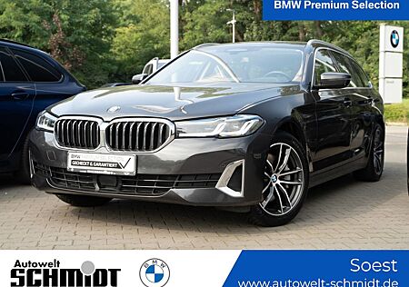 BMW 530i xDrive Touring LuxuryLine