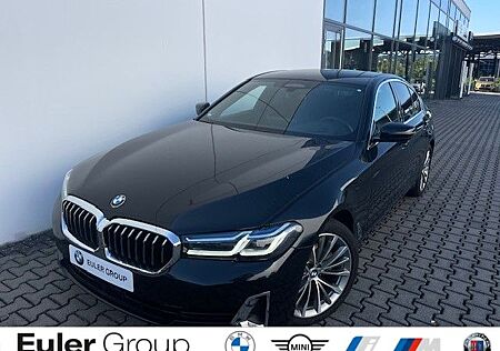 BMW 520iA Limousine Lux. Line