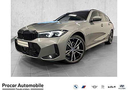 BMW 330e xDrive Touring