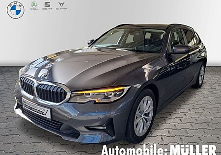 BMW 320i Touring