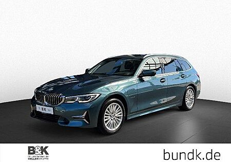 BMW 330e Touring