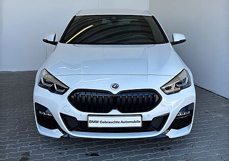 BMW 218I