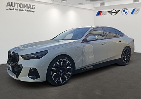 BMW 550e xDrive Limousine