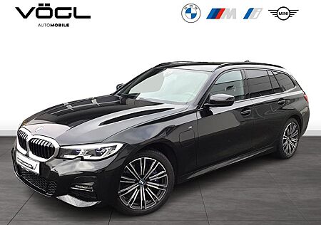 BMW 330e xDrive Touring