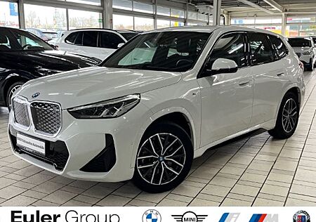 BMW iX1 xDrive30 A M Sport