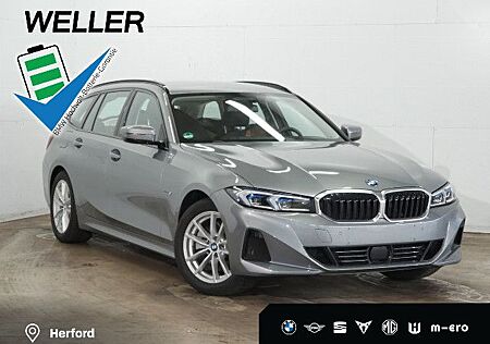 BMW 330e Touring