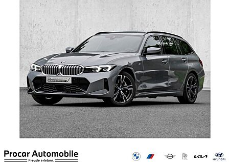 BMW 330i xDrive Touring