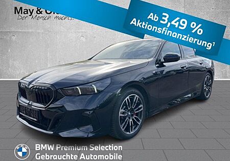BMW 520I