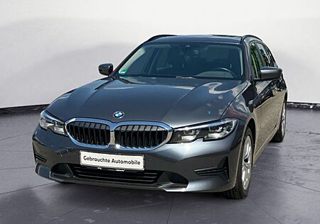 BMW 318d Touring