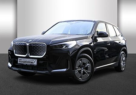 BMW iX1 xDrive30