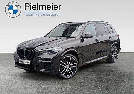 BMW X5 M50i