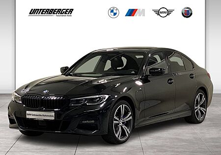 BMW 330E A