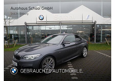 BMW M240i xDrive Coupe