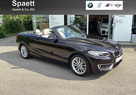 BMW 220i Cabrio