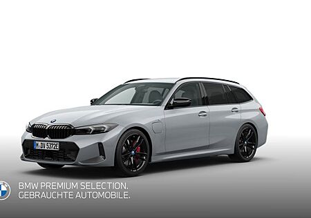 BMW 330e xDrive Touring