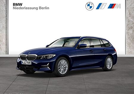 BMW 330e Touring