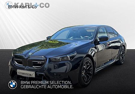 BMW M5 Limousine