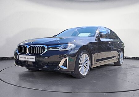 BMW 530e Limousine