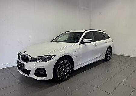 BMW 320e xDrive Touring