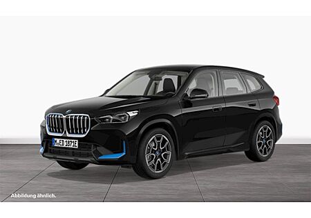 BMW iX1 XDRIVE30 (AB 2022)