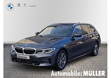 BMW 330e Touring