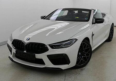 BMW M8 Cabrio Benzin