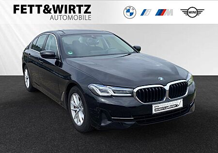 BMW 530e Limousine