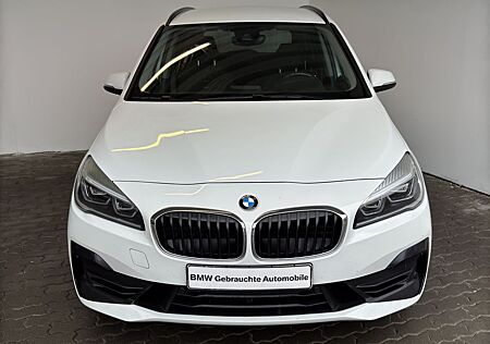 BMW 220D A