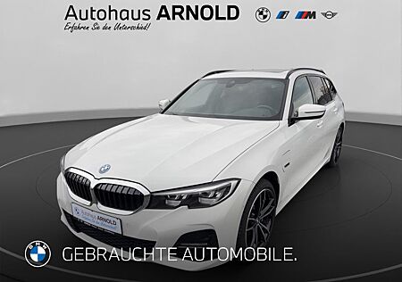 BMW 330E A