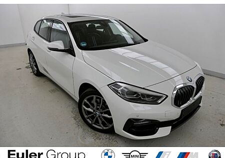 BMW 120i A 5-Türer
