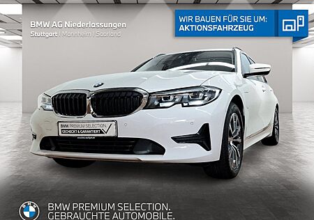 BMW 330e Touring