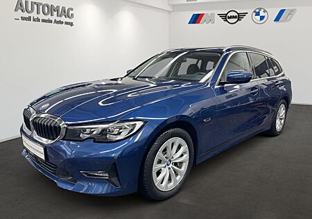 BMW 330e Touring Hybrid