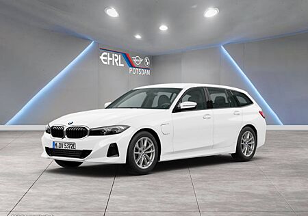 BMW 330e