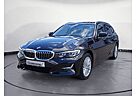 BMW 330i xDrive Touring