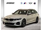 BMW 330i Touring