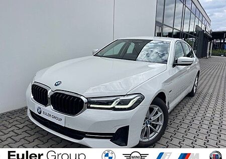 BMW 530e Limousine