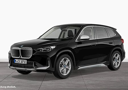 BMW iX1 XDRIVE30 (AB 2022)