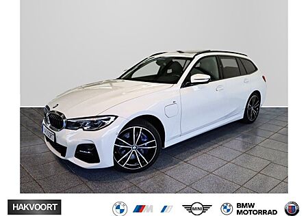 BMW 330e xDrive Touring